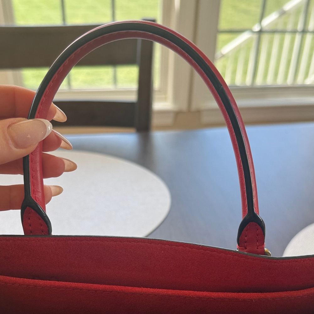 Louis Vuitton Brown Monogram Tote with Red Interior - Picture 4 of 7